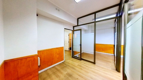 Imagen 4 de 13 de Se Vende Oficina En Santiago Centro