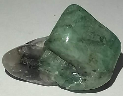 Pedra Esmeralda Natural Fartura Amor E Prosperidade E1