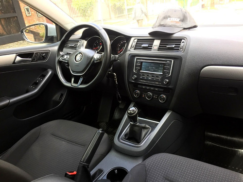 Imagen 9 de 15 de Volkswagen Vento 2.0 Summer Pack 2016 Focus 308 408 Golf Gol