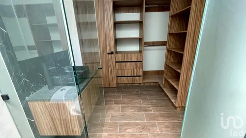 Venta Casa 4 Ambientes Los Olivos