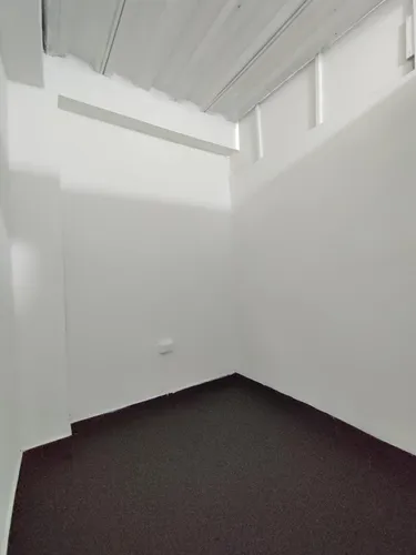 Local En Arriendo En El Llano. Cod A14106
