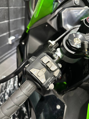 Imagen 7 de 18 de Kawasaki Ninja Zx10 R - Zx10r 0km 2023 ***tomamos Permuta***