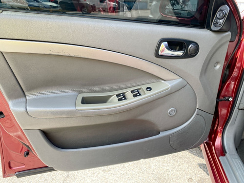 Imagen 15 de 25 de Chevrolet Optra Advance 2010