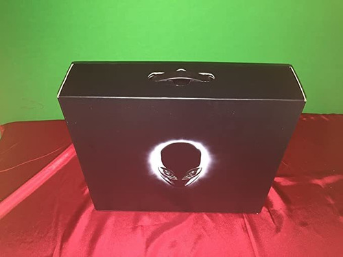 Notebook Alienware 13 Anw13-7275slv 13-inch Gaming Laptop [d