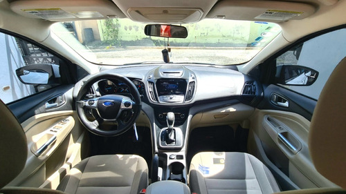 Imagen 6 de 12 de Ford Escape