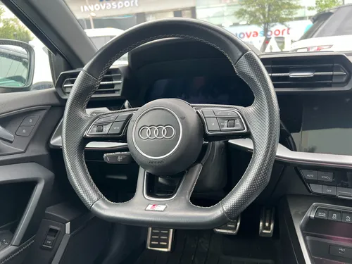 Audi A3 2.0 Sedán 40 Tfsi S Line At Dsg