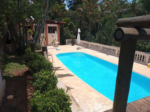 Chácara Em Condomínio Com 340 M² E Terreno Com Área De 5.000