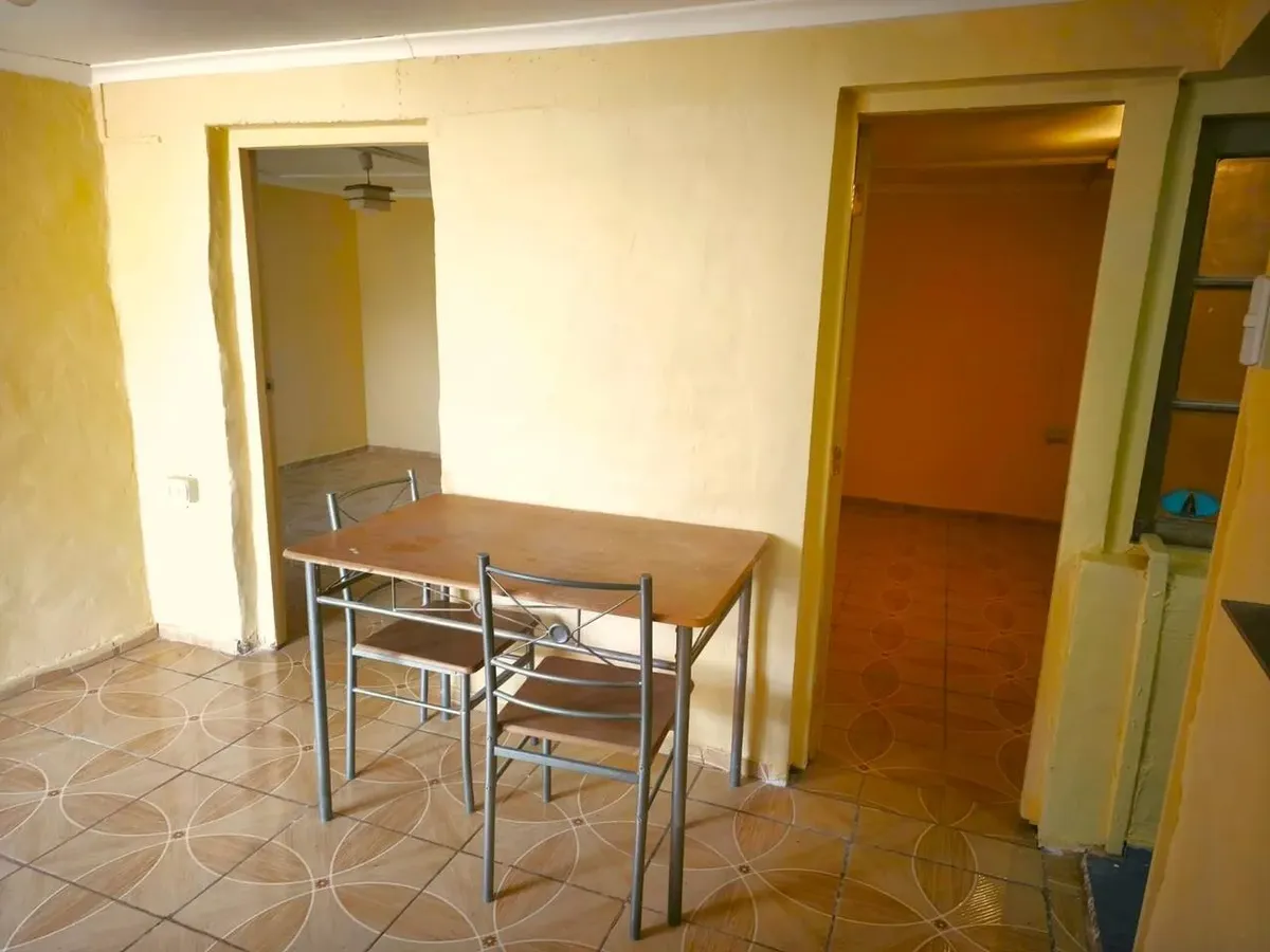 Imagen 4 de 11 de Arriendo Depto Interior En Casa 2d 1b Comuna El Bosque
