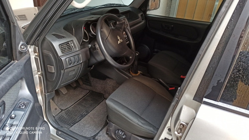 Mitsubishi Pajero Tr4 2012 2.0 4x2 Flex 5p