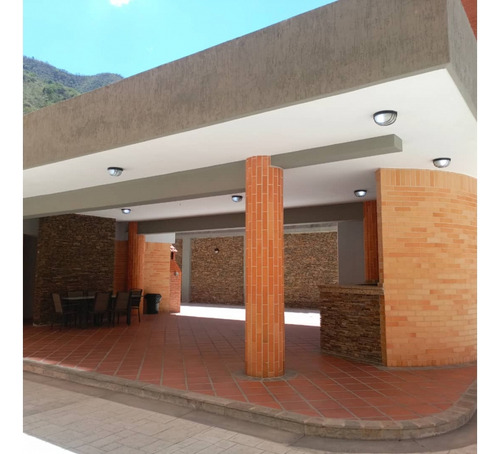 Apartamento En Venta La Trigaleña Res Amalfi Suite Valencia Up-7321625