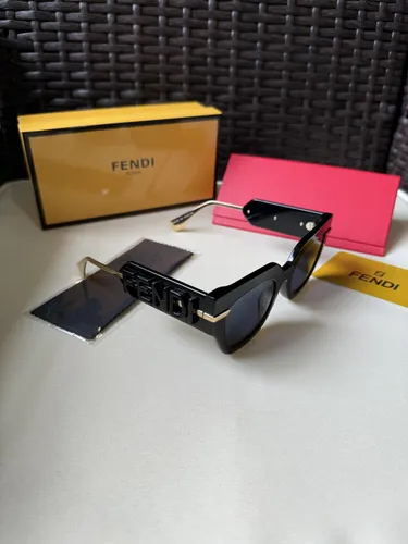 Lentes fendi clon sale