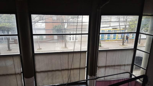 Imagen 4 de 5 de Local Al Frente -excelente Oportunidad