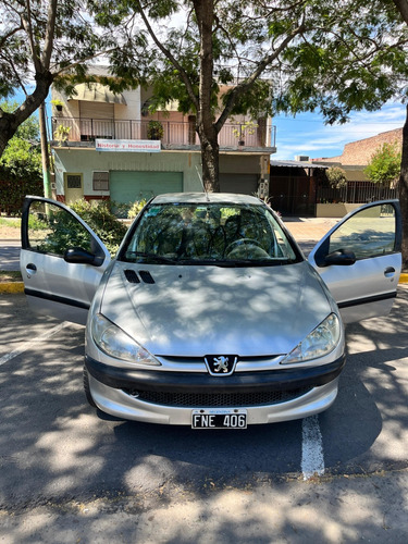 Peugeot 206 1.4 Xr Confort