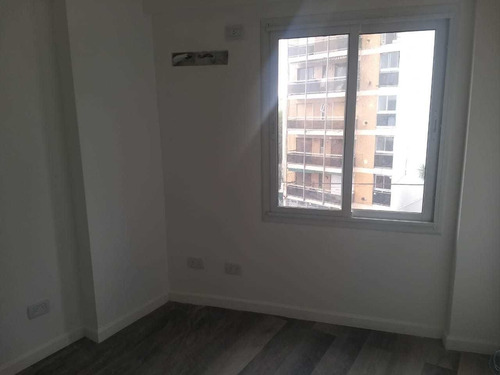Imagen 9 de 14 de Balbin 2600. Retasado 3 Dormitorios. Estrenar. 78 M2 Duplex