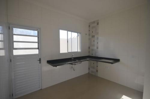 Imagem 10 de 10 de Casa No Grandesp, Lado Praia Com Rua Calçada | 7578