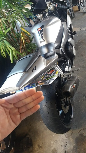 Yamaha R1