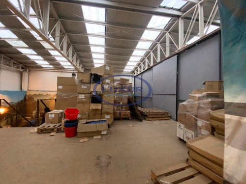 Amplia Bodega + Local En Venta En Club Hípico 722mt2