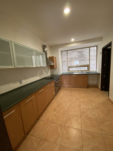 Departamento En Lomas Del Río