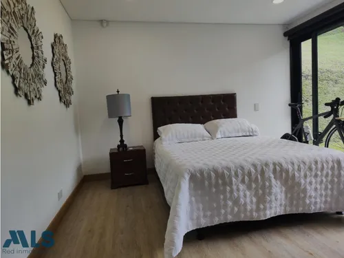Casa Moderna En Altos De Las Palmas(mls#246252)