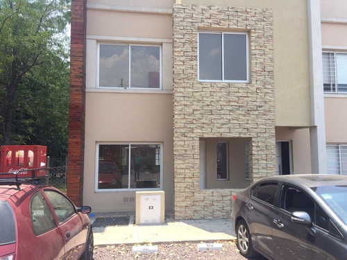 Imagen 3 de 27 de En Venta. Triplex Con Patio Y Cochera. San Miguel