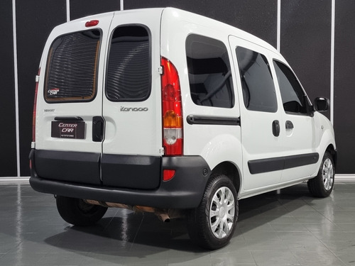 Imagen 6 de 23 de Renault Kangoo 2014 1.6 2 Confort 5as Aa Da 1plc $2000000