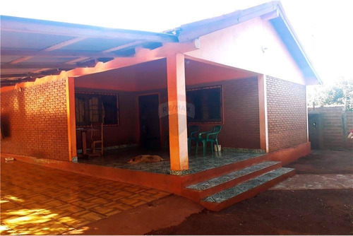 Imagen 1 de 14 de Vendo Casa En Hohenau Con 3 Habitaciones Y 1 Baños.