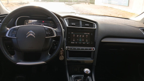 Citroën C4 Lounge Hdi 115 MT6 FEEL