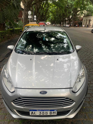 Imagen 2 de 25 de Ford Fiesta Kinetic Design 2018 1.6 Se Powershift 120cv