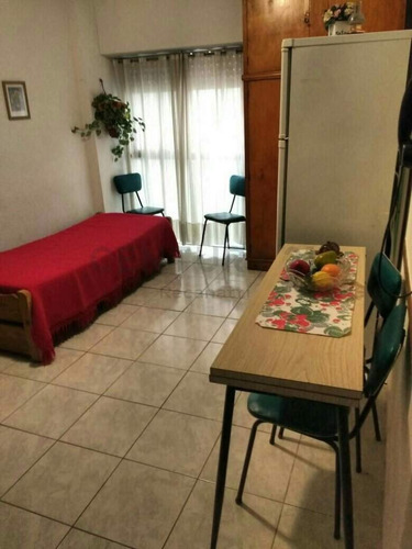 Depto 1 Ambiente Reciclado Entre Centro Y Güemes Id 10769