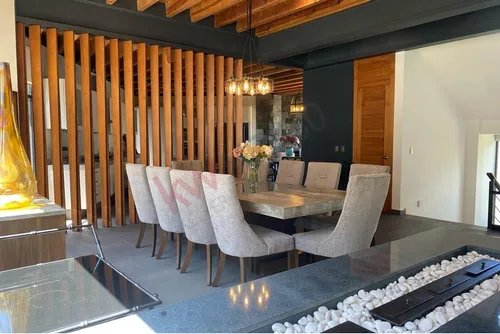 Casa En Venta Sueña En Avándaro: Lujo Y Naturaleza Al Máximo $25'500,000 Us$1´256.15