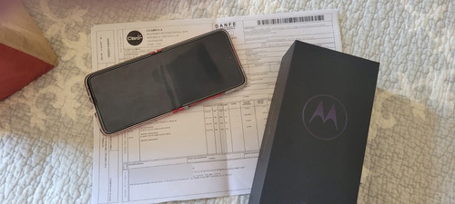 Motorola Razr 40 Ultra (esim) Dual Sim 256 Gb Verm. 8 Gb Ram (Usado)