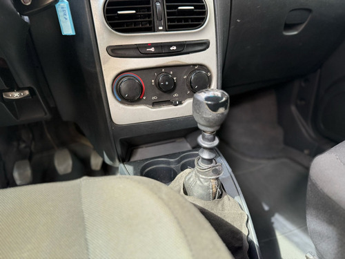 Fiat Idea 1.4 Attractive Flex 5p
