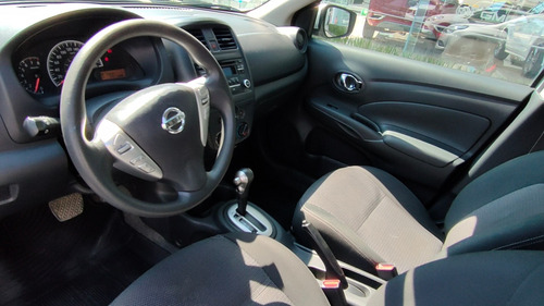 Imagen 8 de 10 de Nissan Versa 2018 1.6 Sense At