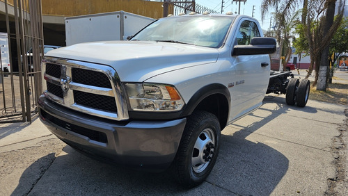 Dodge Ram 3500 P, Chasis Largo