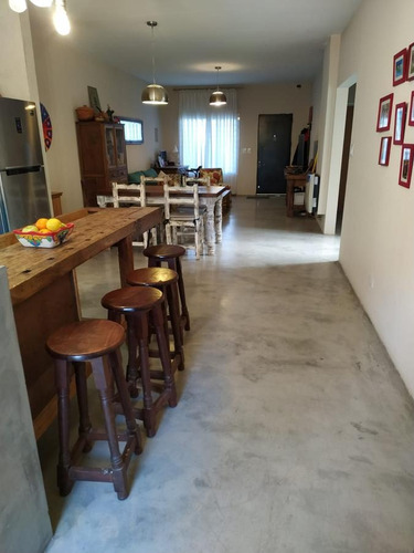 Imagen 7 de 15 de Casa - Barrio Parque Leloir