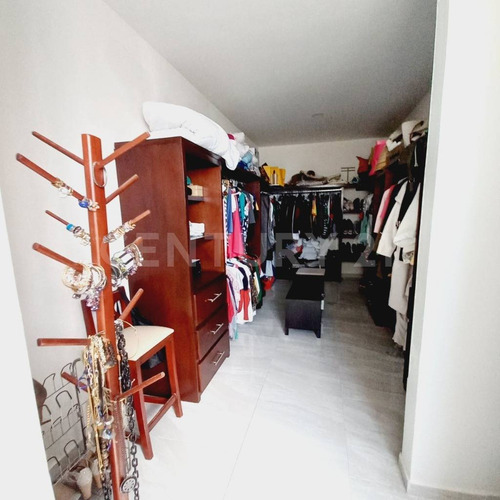 Casa En Venta Con Jardín Y Alberca En Atlixco, Puebla.