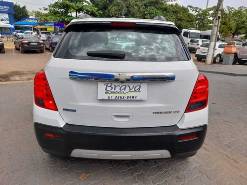 Imagem 8 de 9 de Chevrolet Tracker Ltz 1.8 16v Ecotec 2015