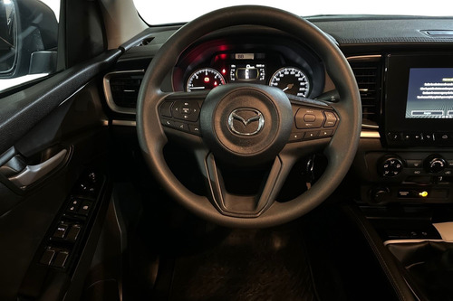 Mazda BT-50 3.0 CORE MT 4X4 DIESEL