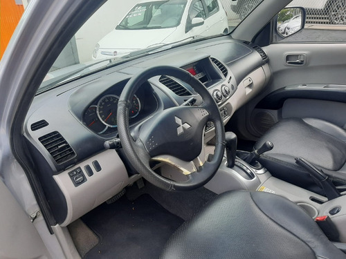 Imagem 10 de 15 de Mitsubishi L200 Triton 3.2 Diesel