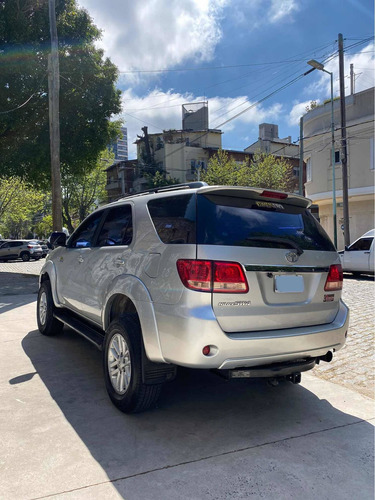Imagen 2 de 11 de Toyota Sw4 3.0 Srv At 2006