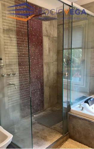 Casa En Venta En Barrio Privado Weston, Moreno