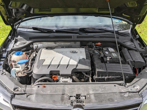 Imagen 13 de 15 de Volkswagen Jetta 2012 2.0 Tdi Dsg At