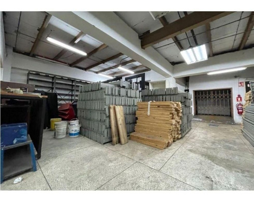 Imagen 3 de 8 de Se Vende Local Comercial 861m² Quinta Crespo