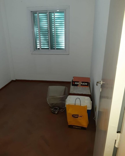 Imagen 5 de 9 de Venta De Departamento De 3 Ambientes En Bernal Oeste