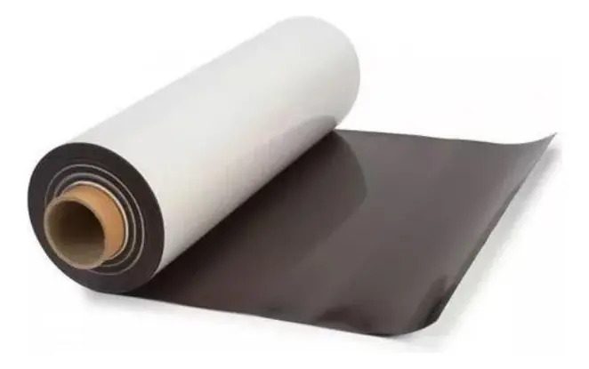 Rolo de Manta Imantada Adesiva Magnética 1 Metro X 30cm 0,3mm Cor Preto