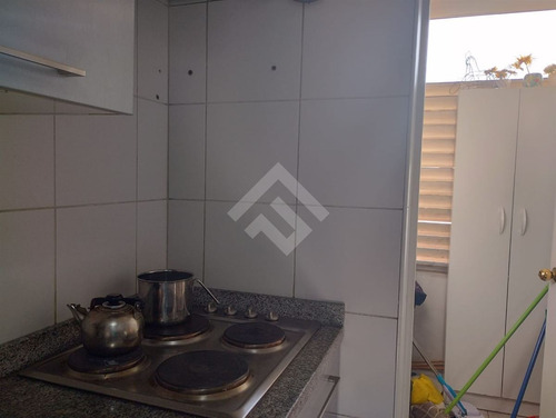 Excelente Depto En Venta De 3 Dorm. En Calle Loreto