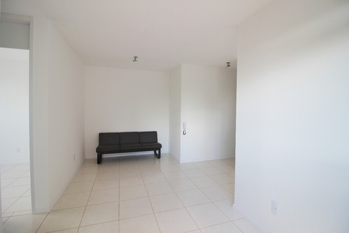 Imagem 14 de 26 de Apartamento Á Venda, 2 Quartos, 1 Suíte, 1 Vaga, Monte Castelo - Contagem/mg - 22893