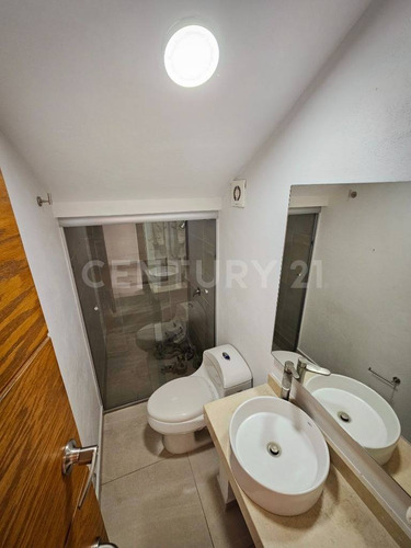 ¡casa En Venta En Santillana Parque Residencial! ¡zona Solares En Zapopan!