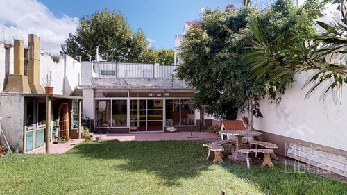Casa Venta - Calle 24 Entre 66 Y 67 - La Plata