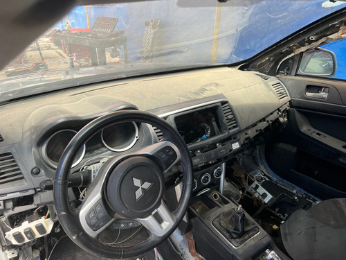 Mitsubishi Lancer 2.0 Evolution Man At